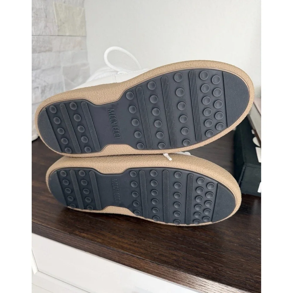 MOON BOOT LTrack Low Nylon Winter Boots - Waterproof! Size: 38 (US: Shoe Size 7)